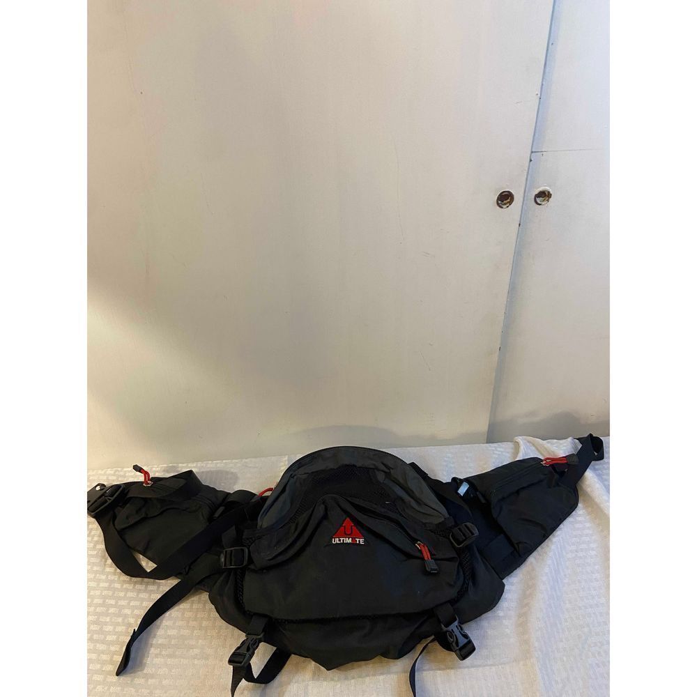 Ultimate access Xl Fanny pack 4 zippers 30x17”‎
